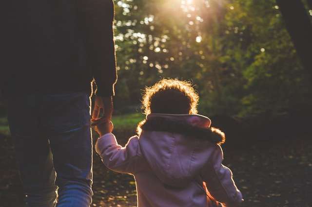 La Importancia de no juzgar a nuestros padres según la biblia