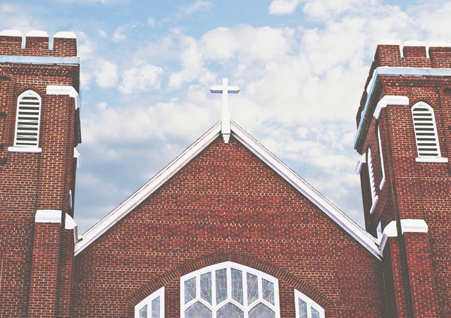 7 Formas de Salir de Tu Iglesia Correctamente Y Sin Remordimiento